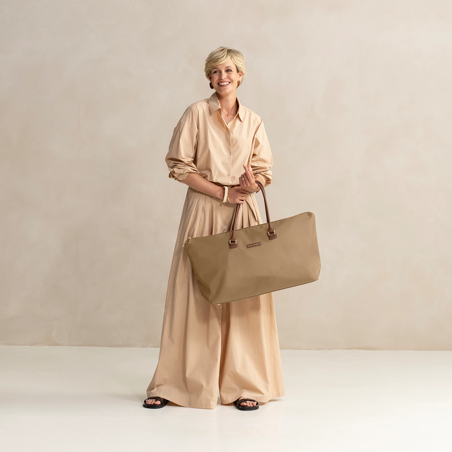 Fab Seventies - Cuban Sand - Travel Tote 4 Fab Seventies - Cuban Sand - Travel Tote - Afbeelding 2